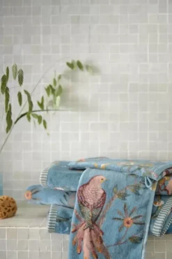 Pip Studio Handdoeken<Grote Handdoek Secret Garden 70X140Cm Blauw